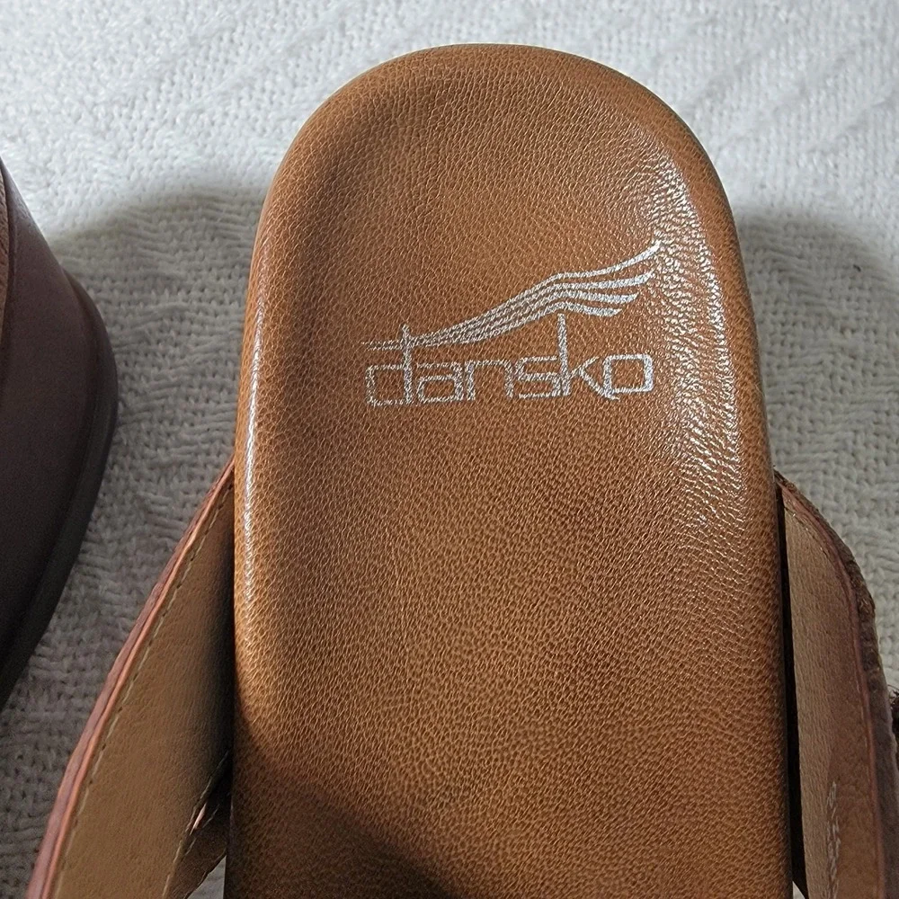 Dansko Ana Wedge Slide Buckle Sandals Tan Glazed Kid Leather Size EU 37 US 6.5-7